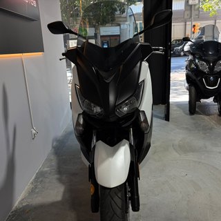 Yamaha XMAX 125 Scooter Max