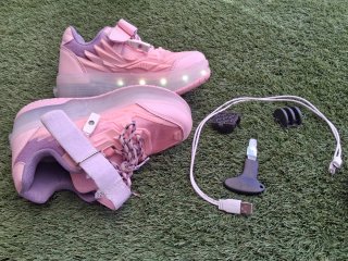 Zapatillas patín rosas con ruedas y luces talla 32
