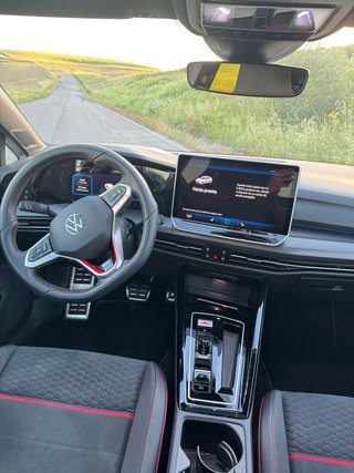 Volkswagen Golf 2025