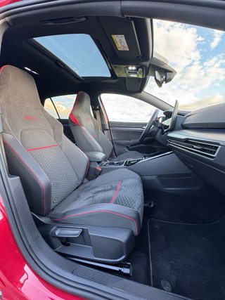 Volkswagen Golf 2025