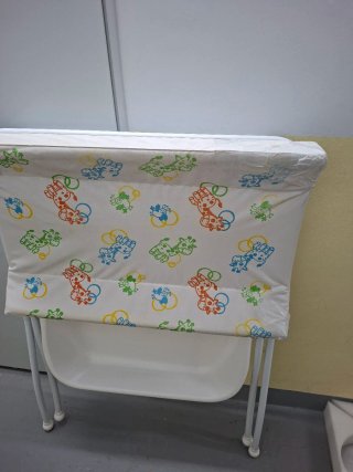 Cambiador y bañera para bebé, se entrega en mano,