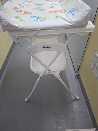 Cambiador y bañera para bebé, se entrega en mano,
