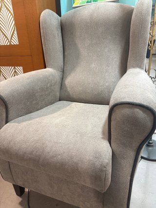 Sillón Gris de Tela