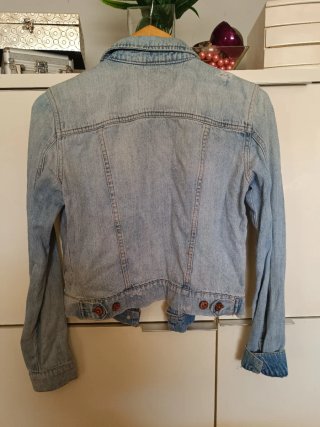 Cazadora vaquera Pull&Bear desgastada Pull&Bear