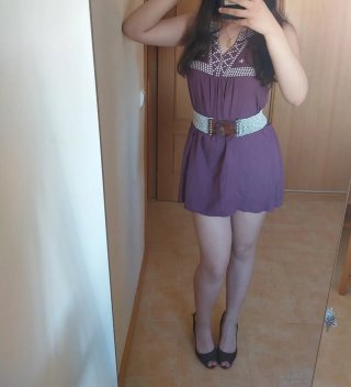 Vestido morado vintage corto bordado
