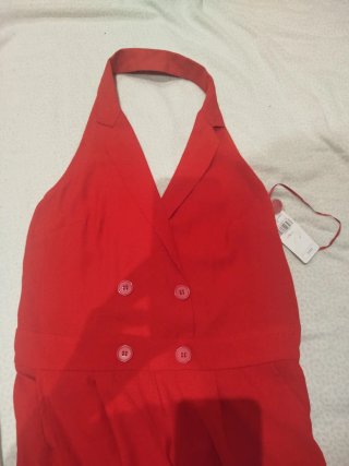 Mono rojo halter elegante
