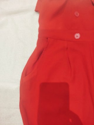 Mono rojo halter elegante