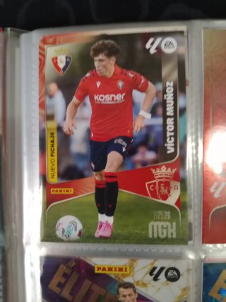 Pack cromos MEGACRACKS 2025-26 C.A.Osasuna