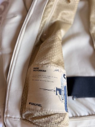 Chaqueta cazadora BMW Beige con Capucha.. original