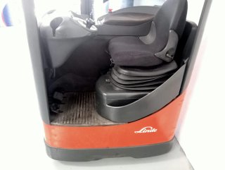 Carretilla retractil Linde R16-03