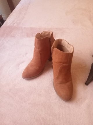 Botas marrones de cuña
