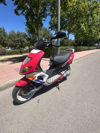 Peugeot Speedfight LC Scooter  NEGOCIABLE