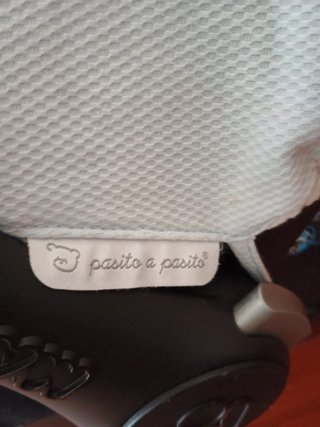 Maxi-Cosi con adaptadores Bugaboo y capota sol