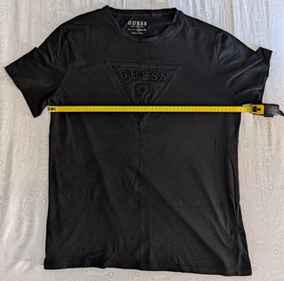 Camiseta Guess Negra