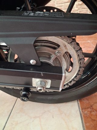 Suzuki V-Strom 650 Negra