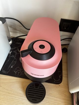 Cafetera Nespresso Vertuo Pop Rosa
