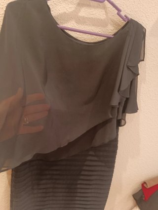 Vestido de fiesta azul marino plisado