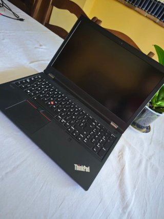 Lenovo Thinkpad P15 G2 32GB RAM NVIDIA T1200 512GB