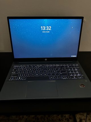 Portátil HP Pavilion Gris Azulado (Negociable)