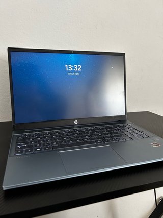 Portátil HP Pavilion Gris Azulado (Negociable)