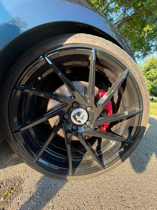 VW GOLF GTI 35 ANIVERSARIO