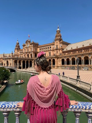 Vestido flamenca buganvilla + mantón plumeti
