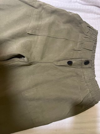 Pantalón fluido largo verde