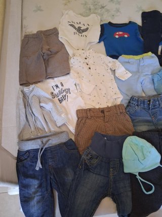 Lote Ropa Bebé Niño Talla 0-6 M y otras de 6-9 Mes