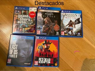 PS4 (PlayStation 4) con 15 juegos.