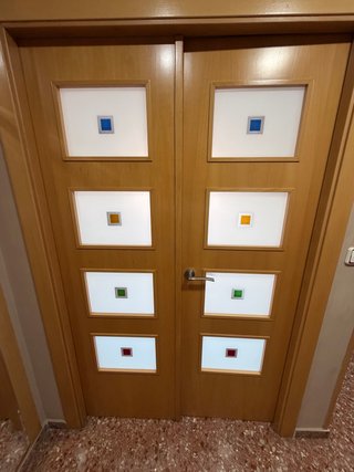 Puerta doble interior con cristal