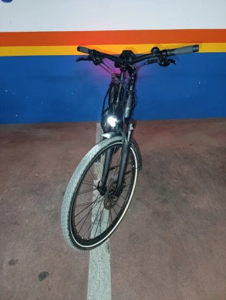 Bicicleta Eléctrica Negra