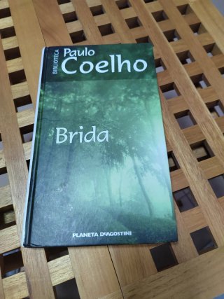 Libro "Brida" de Paulo Coelho