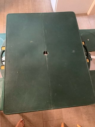 Mesa camping compacta con 4 sillas