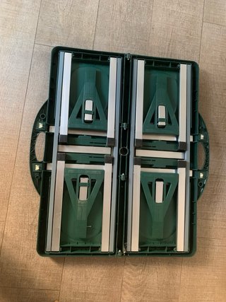Mesa camping compacta con 4 sillas