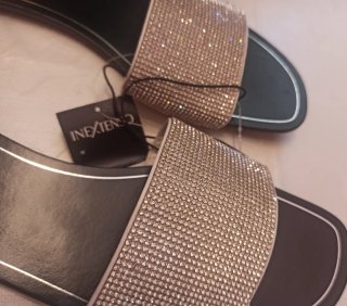 Sandalias planas talla 42 detalles plateados