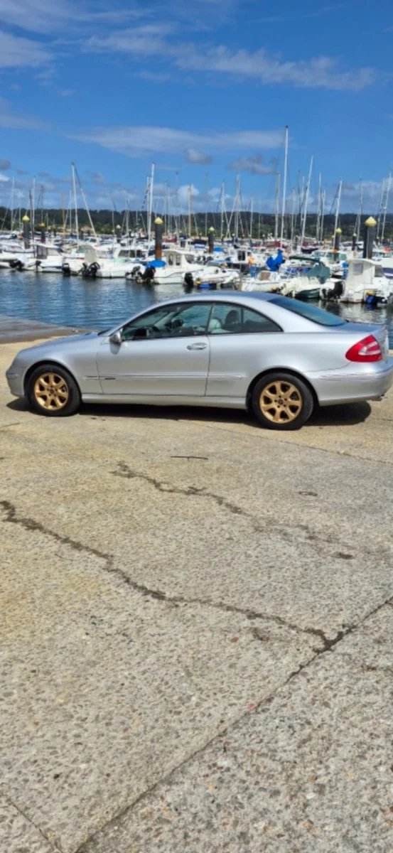 Mercedes-Benz CLK 2002 - foto 1