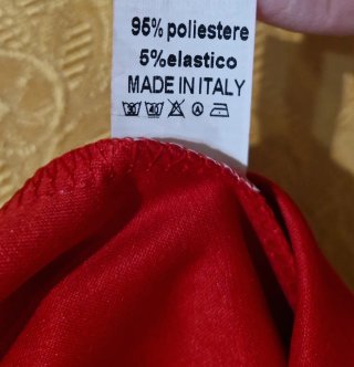 Vestito donna elegante rosso con dettagli oro