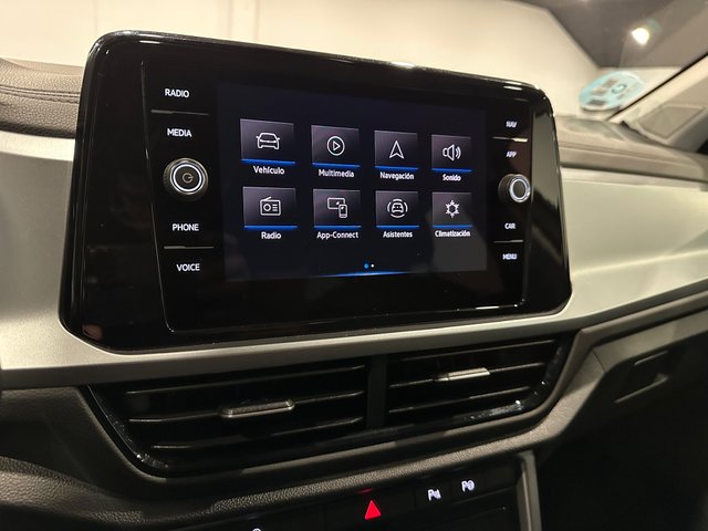 Volkswagen T-Roc Life 1.5TSi 150cv DSG7 2023