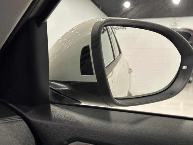 Volkswagen T-Roc Life 1.5TSi 150cv DSG7 2023