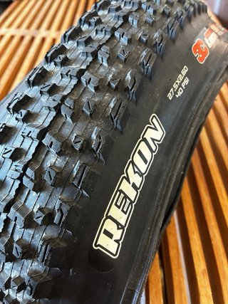 Neumáticos Maxxis y Onza Nuevos