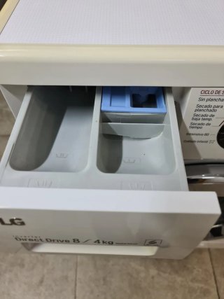 Lavadora Secadora LG Direct Drive 8/4kg