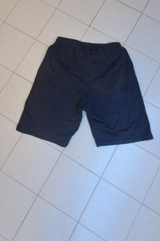 Pantalones cortos negros con logo