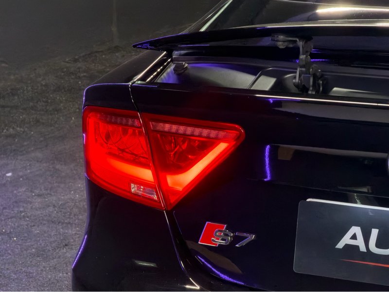 Audi A7 Sportback S7 4.0 TFSI Quattro S-tronic 2012, foto 4