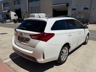 Toyota Auris 2016