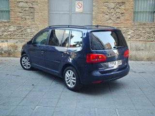 Volkswagen Touran NACIONAL 7 plz Diésel automático