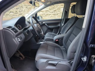 Volkswagen Touran NACIONAL 7 plz Diésel automático