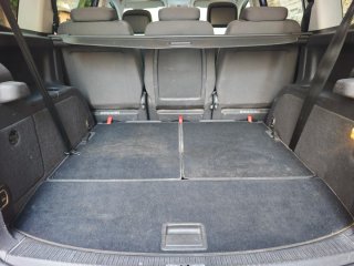 Volkswagen Touran NACIONAL 7 plz Diésel automático