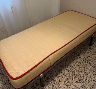 Cama individual con colchón