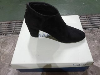 Botines negros tacón Marypaz