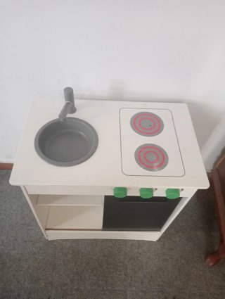 Cocina de madera infantil